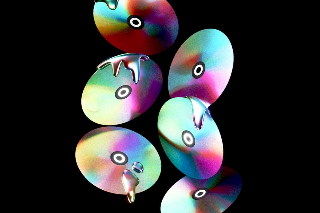 单依纯说对未来拭目而待 音乐之路充溢等待